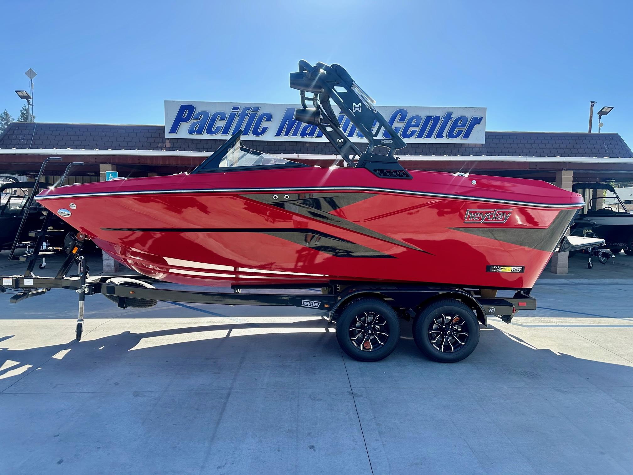 2025 Heyday H20 w/ 6.2L w/ 320HP!