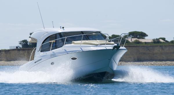 2016 Beneteau Antares 30 S