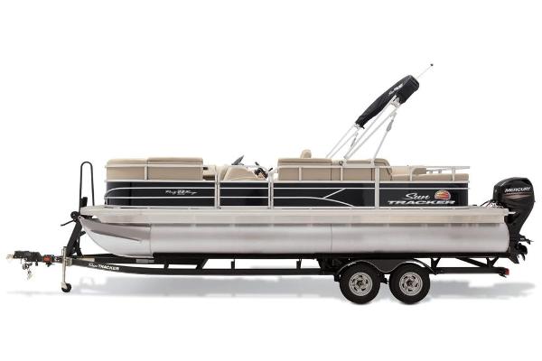 Sun Tracker Party Barge 22 RF DLX Boat
