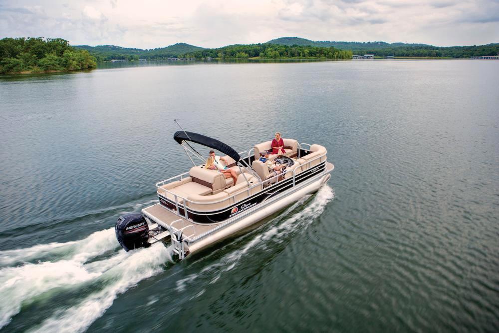 Sun Tracker Boat image