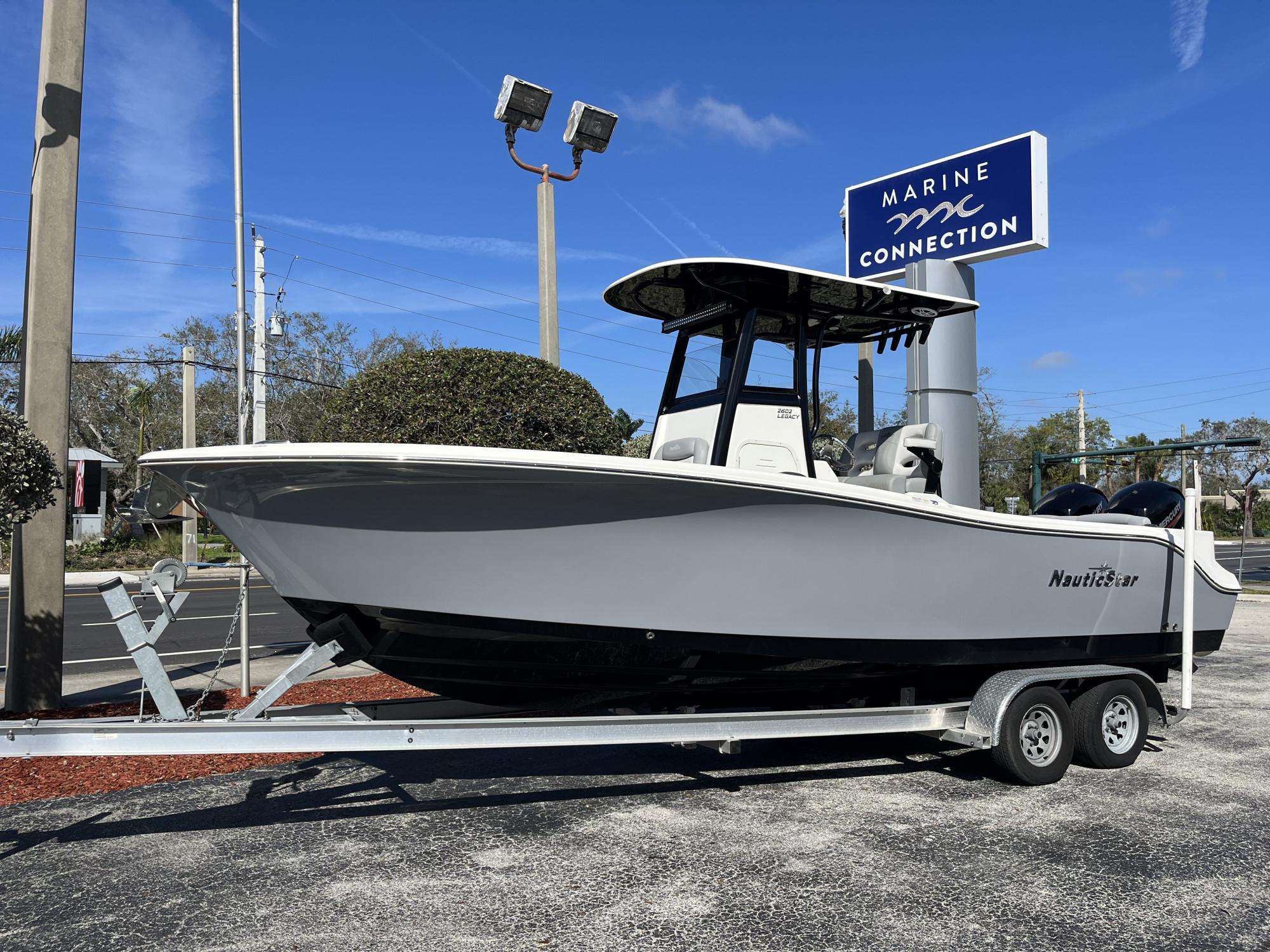 2023 NauticStar 2602 Legacy