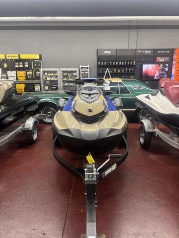 2025 Sea-Doo Wake™ 170 BRP Premium Audio, iDF, iBR