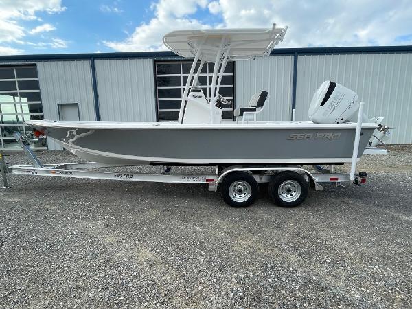 2025 Sea Pro 230 Bay