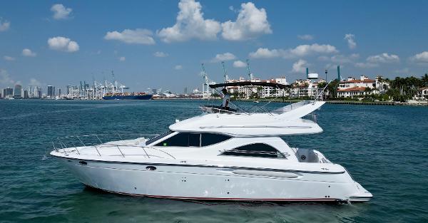 1999 Maxum 4600 SCB