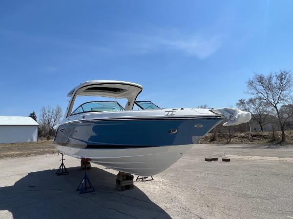 2025 Sea Ray SLX 310