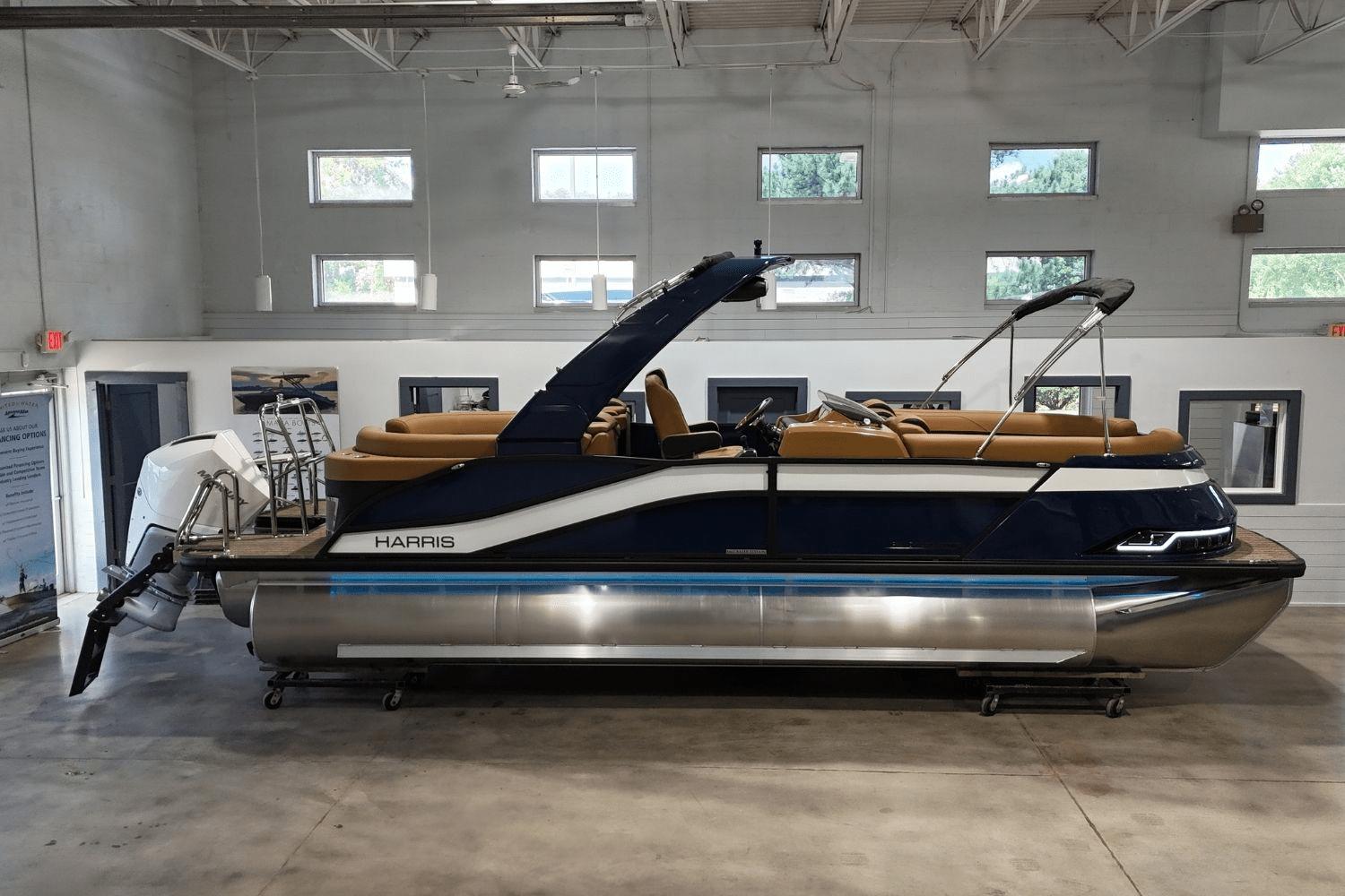 2025 Harris 230 Grand Mariner