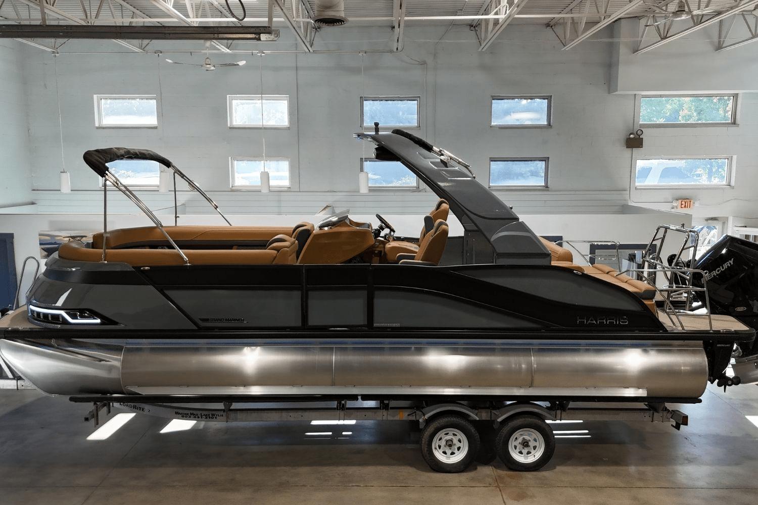 2025 Harris Grand Mariner 250