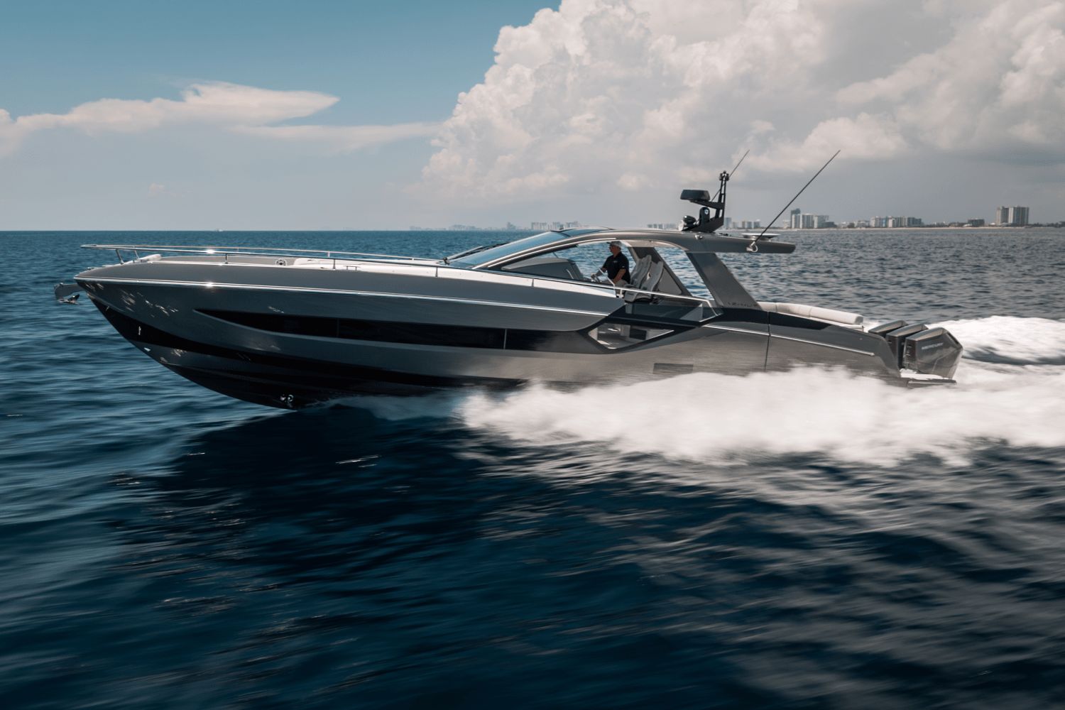 Azimut 48 VERVE 2026 Azimut 48 VERVE yacht cruising on open sea under clear skies.