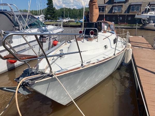 1981 C&C LF35