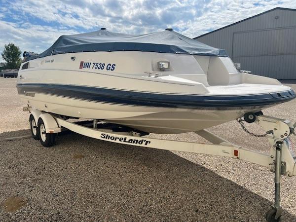 1995 Chaparral 220 Sunseta