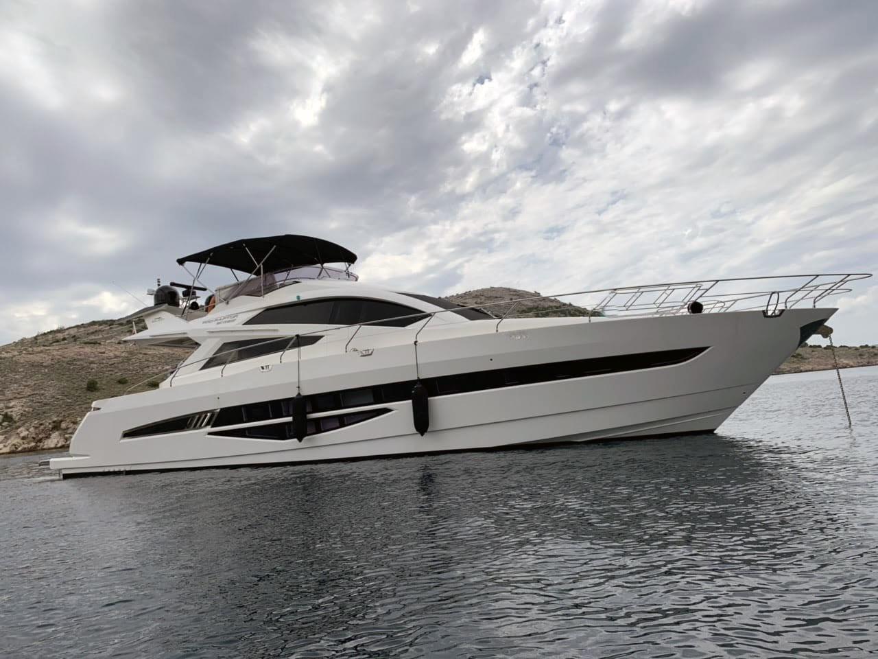 2010 Galeon 700 Raptor SkyDeck