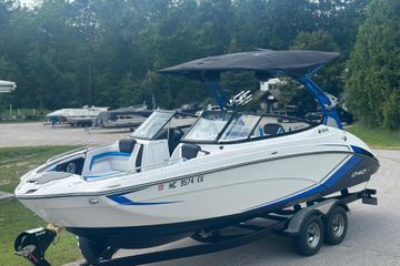 2018 Yamaha Boats 242X