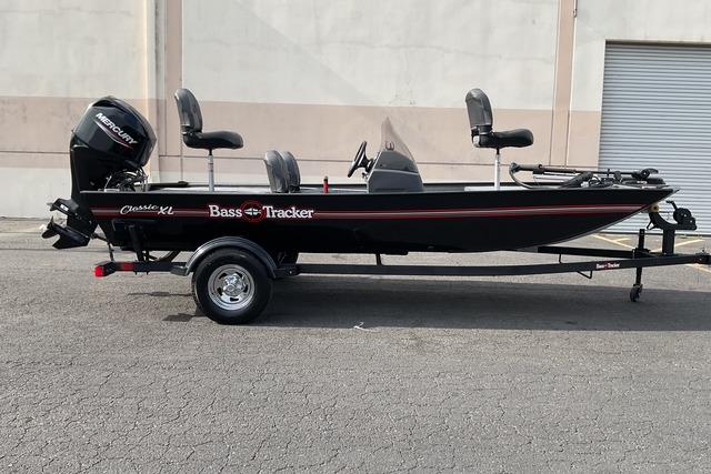 2026 Tracker Bass Tracker Classic XL