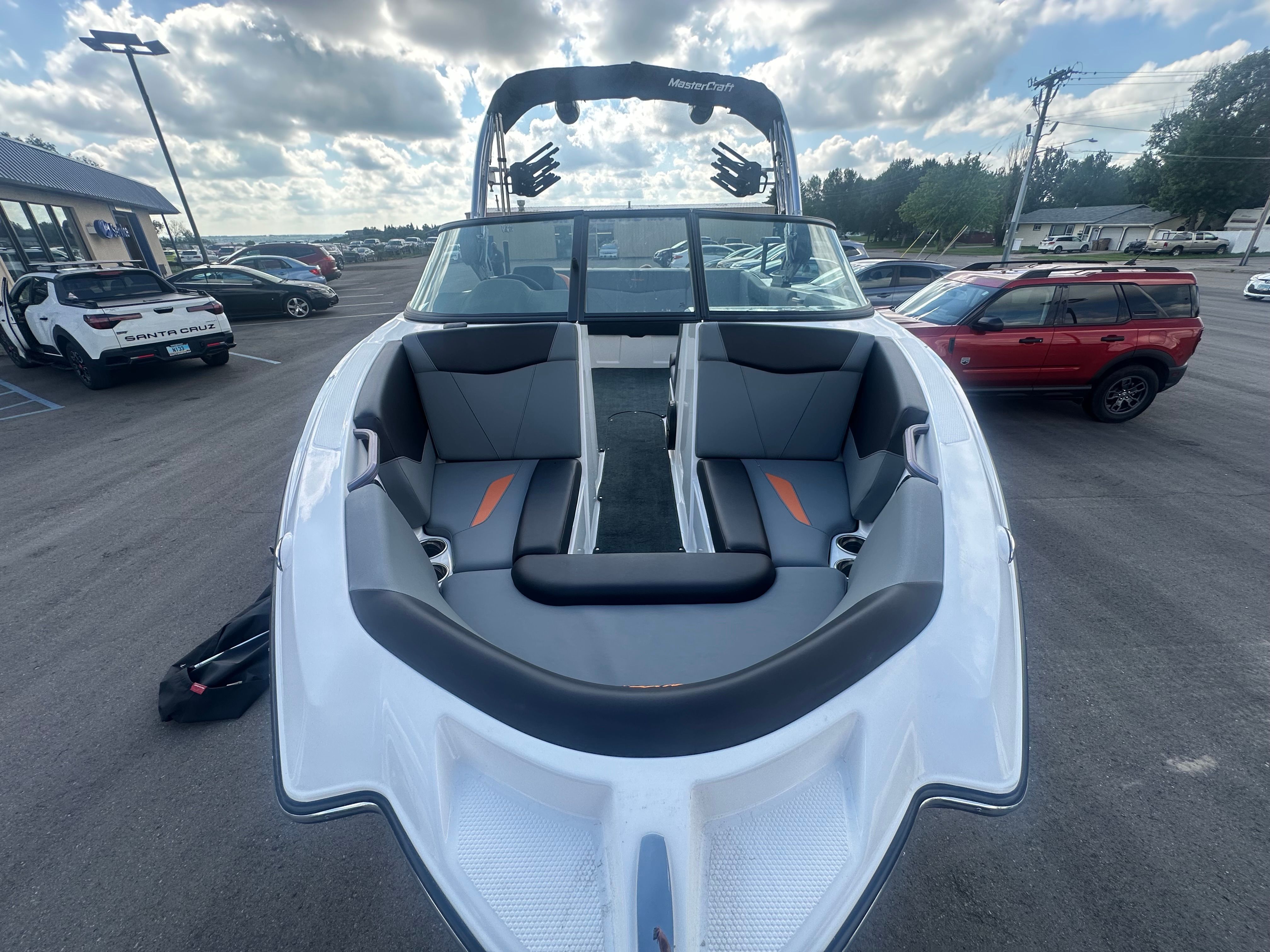 2023 MasterCraft NXT21