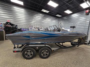 2024 Triton 206 Fishunter