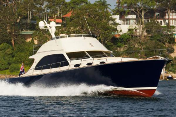 Palm Beach Motor Yachts PB65