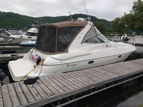 Cruisers Yachts 340 Express for sale 