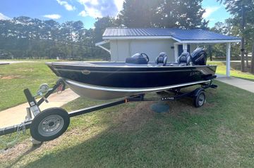 2025 Lund 1600 Fury SS