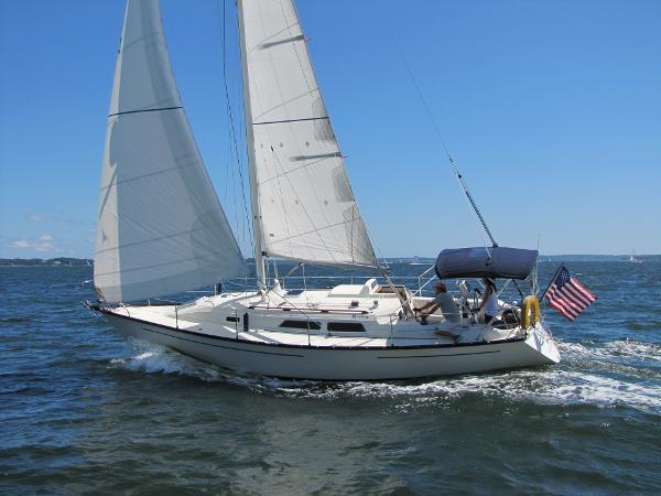 1985 Mirage Yachts 35