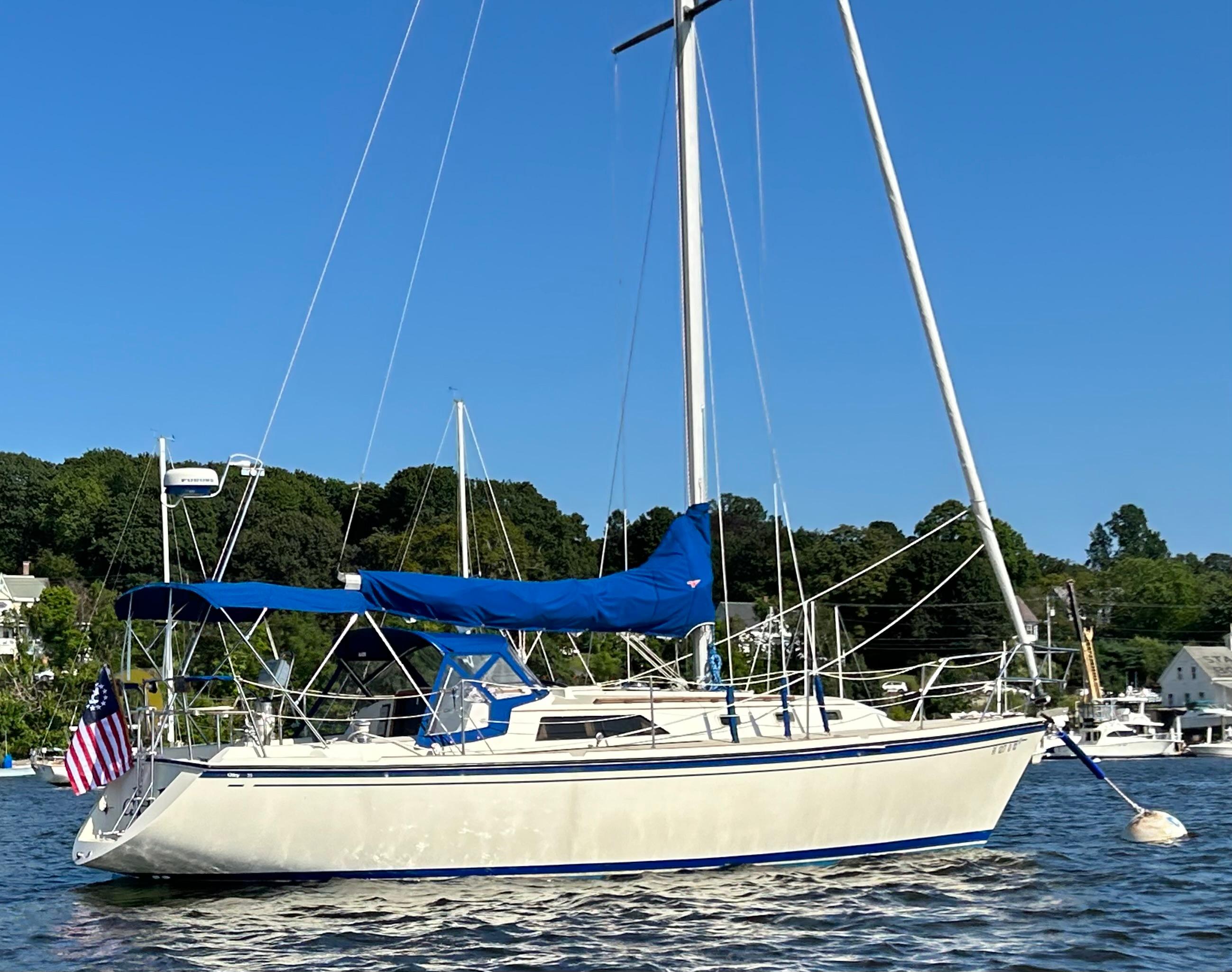 1985 O'Day 35