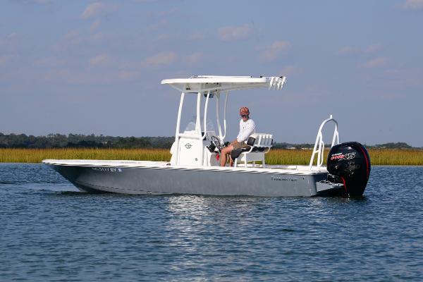 2022 Tidewater 2110 Bay Max