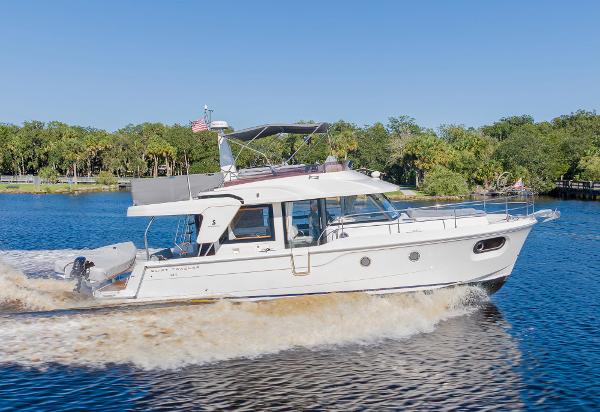 2021 Beneteau Swift Trawler 41