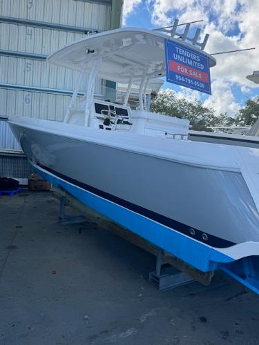 2014 Intrepid 327 Center Console