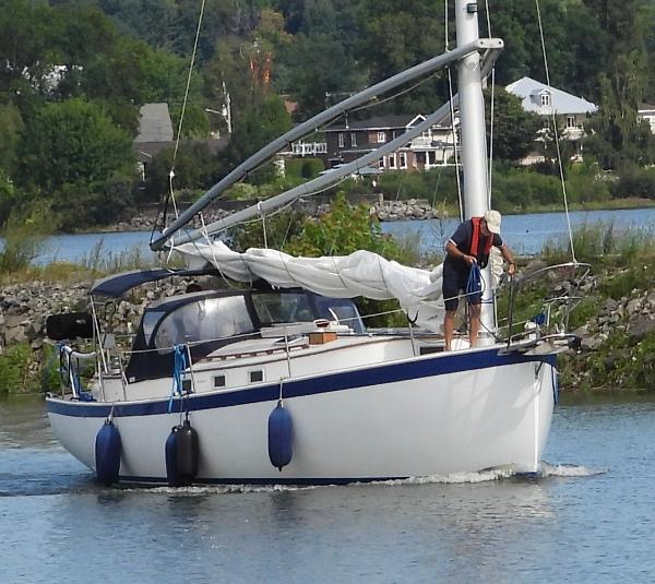 1986 Nonsuch 30 Ultra