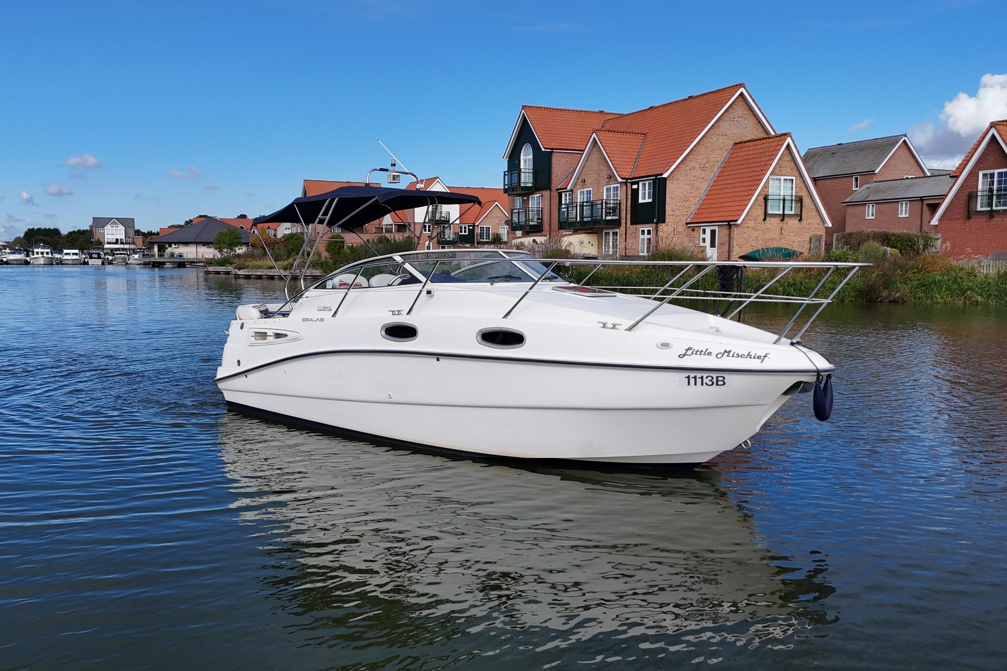 2005 Sealine S25