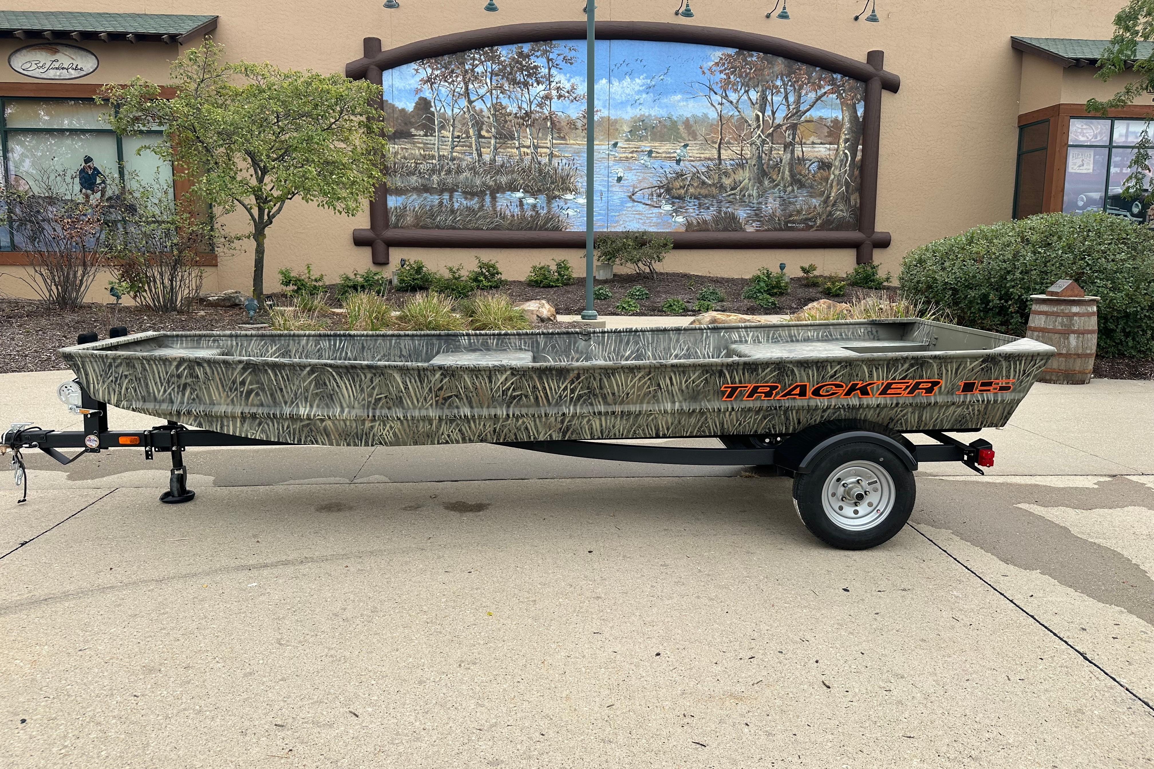 2026 Tracker Grizzly 15 Jon