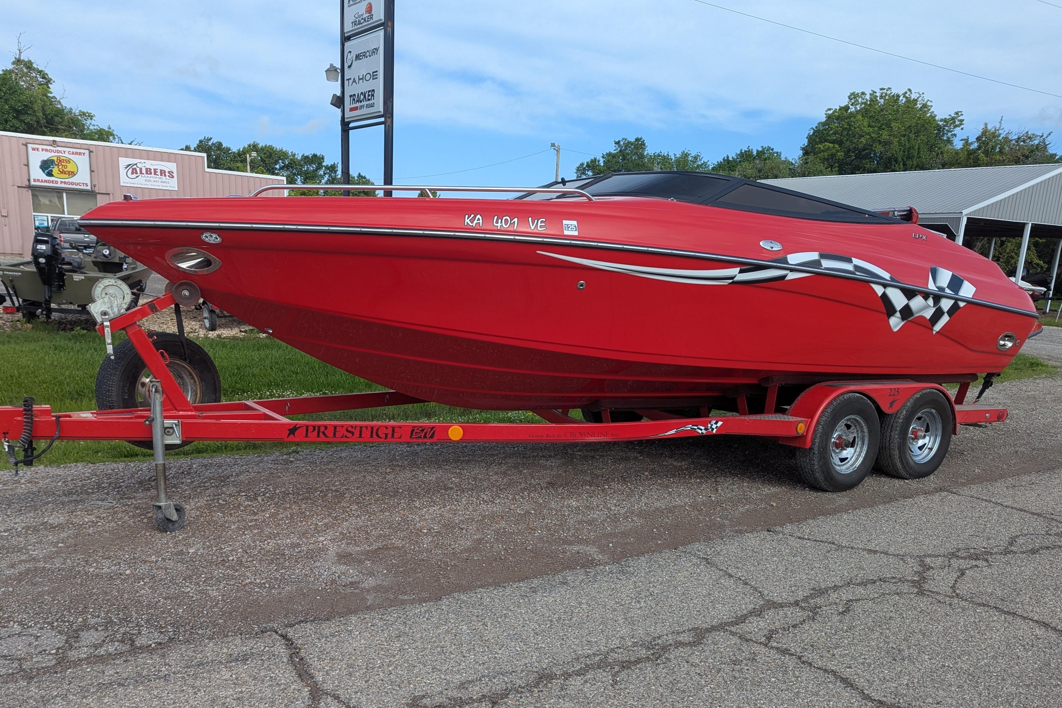 2004 Crownline 225 BR