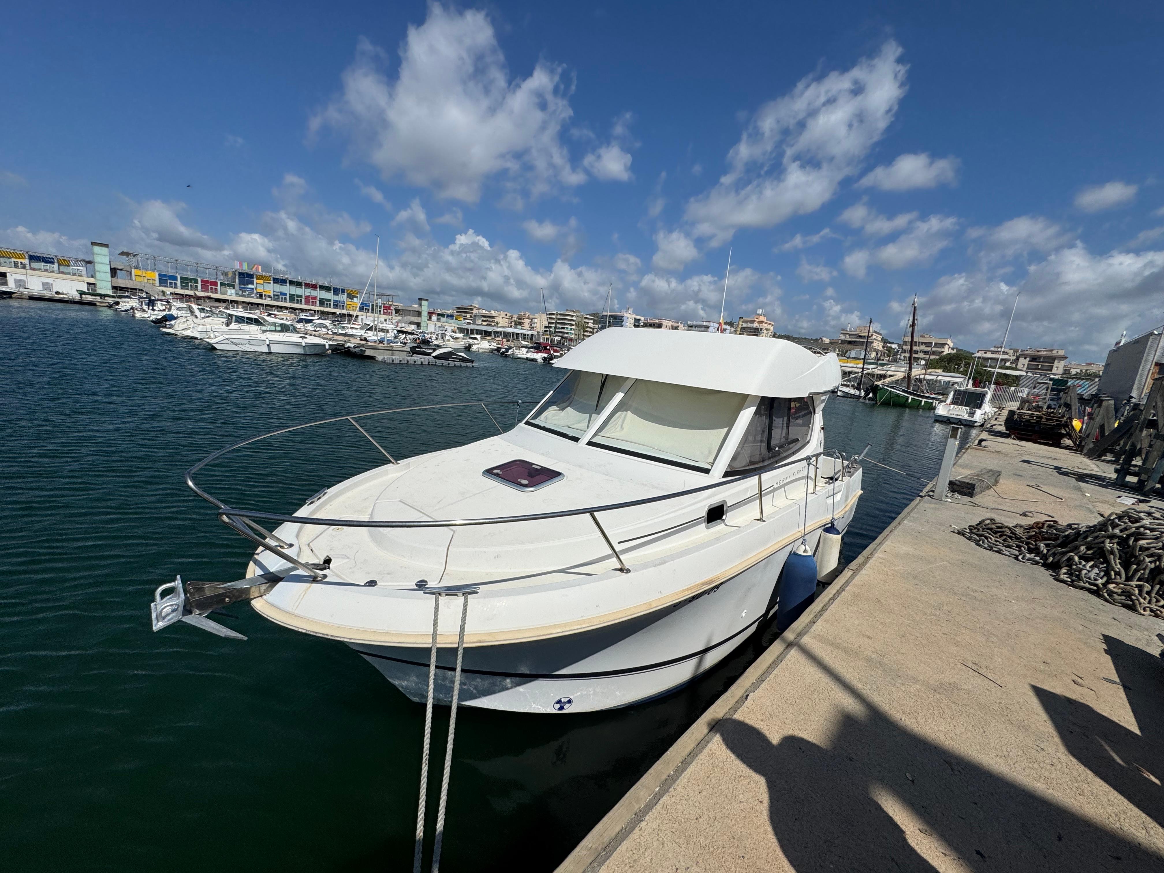 2009 Jeanneau Merry Fisher 815