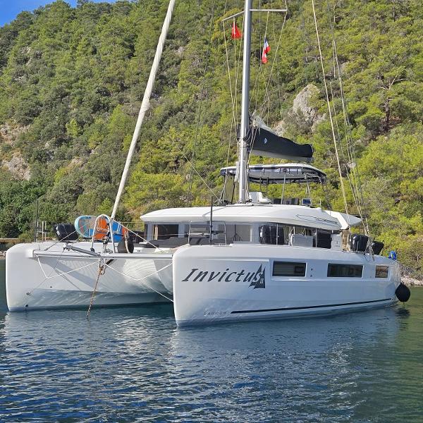 Lagoon 50