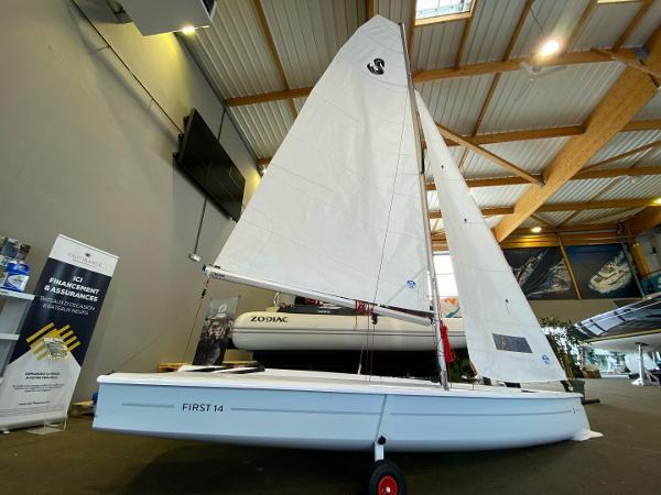 2023 Beneteau First 14