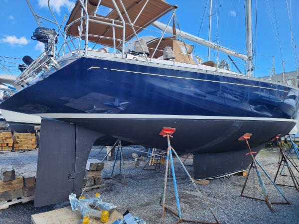 Cambria 44
