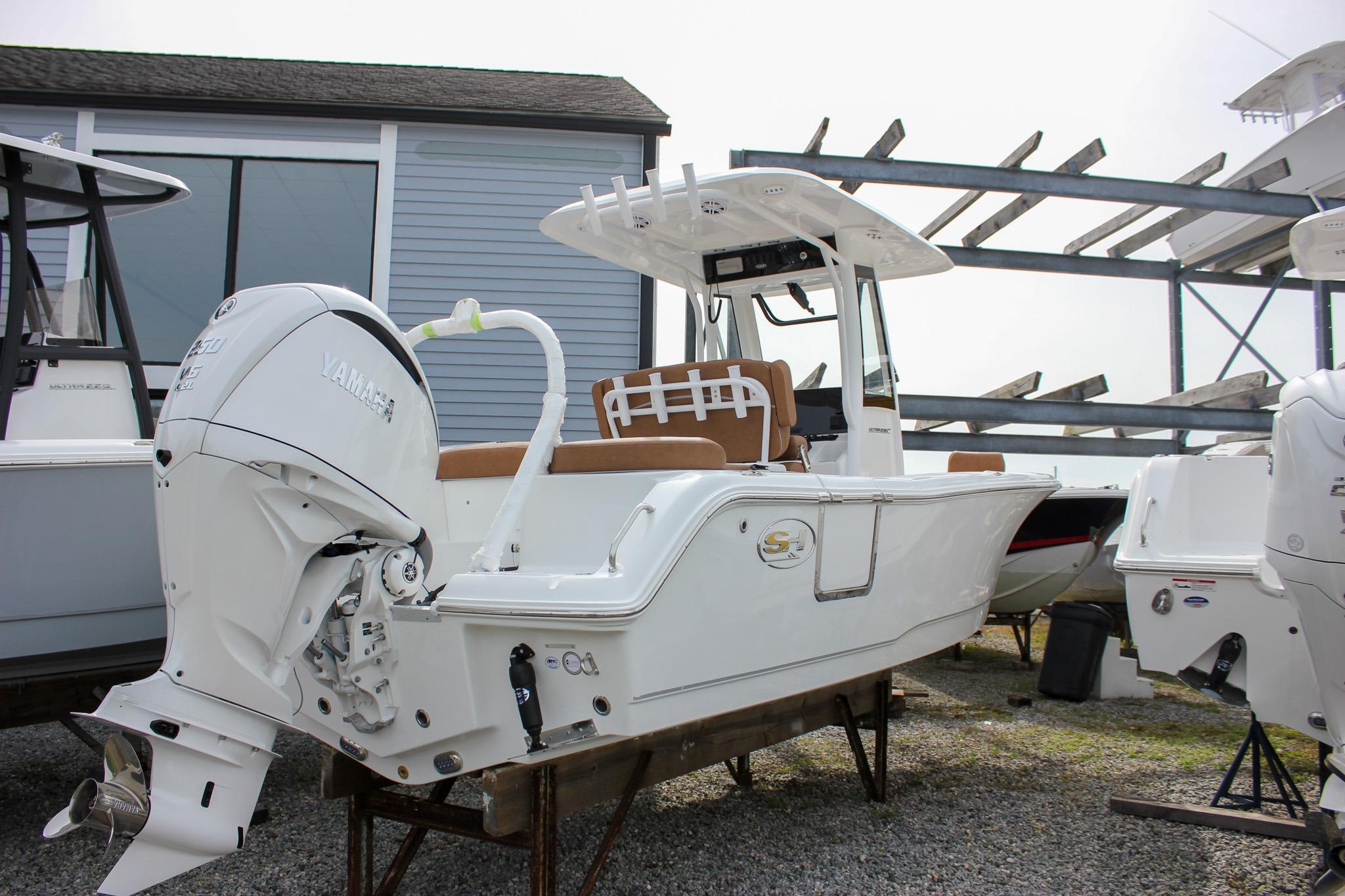 2026 Sea Hunt Ultra 235 SE