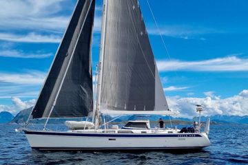 2015 Hallberg-Rassy 55