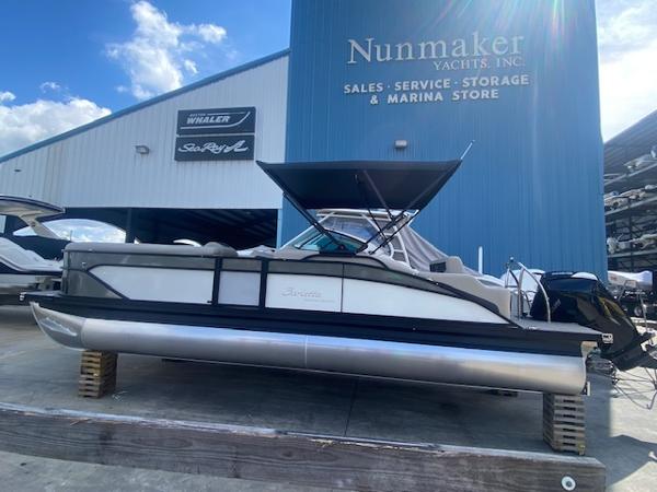 Barletta Cabrio 24 U 2023 Barletta Cabrio 24 U pontoon boat at Nunmaker Yachts marina store.