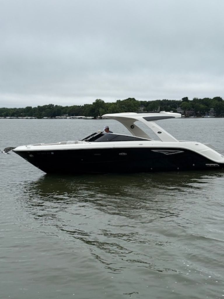 2021 Sea Ray SLX 310