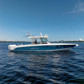 2018 Boston Whaler 380 Outrage