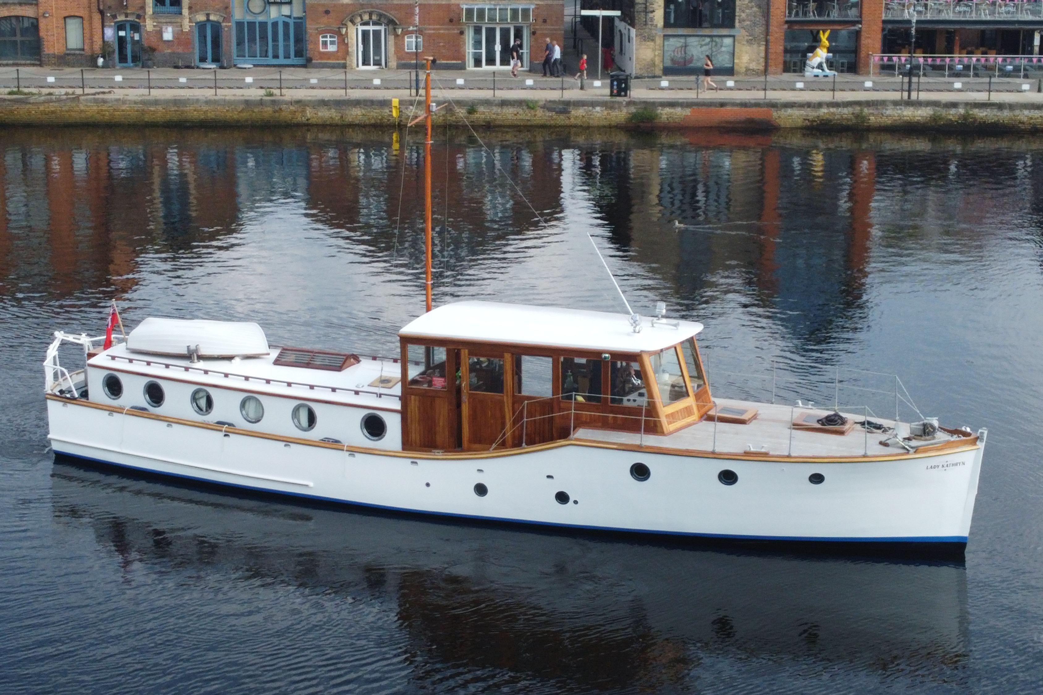 1929 Classic Gentleman's Motor Yacht