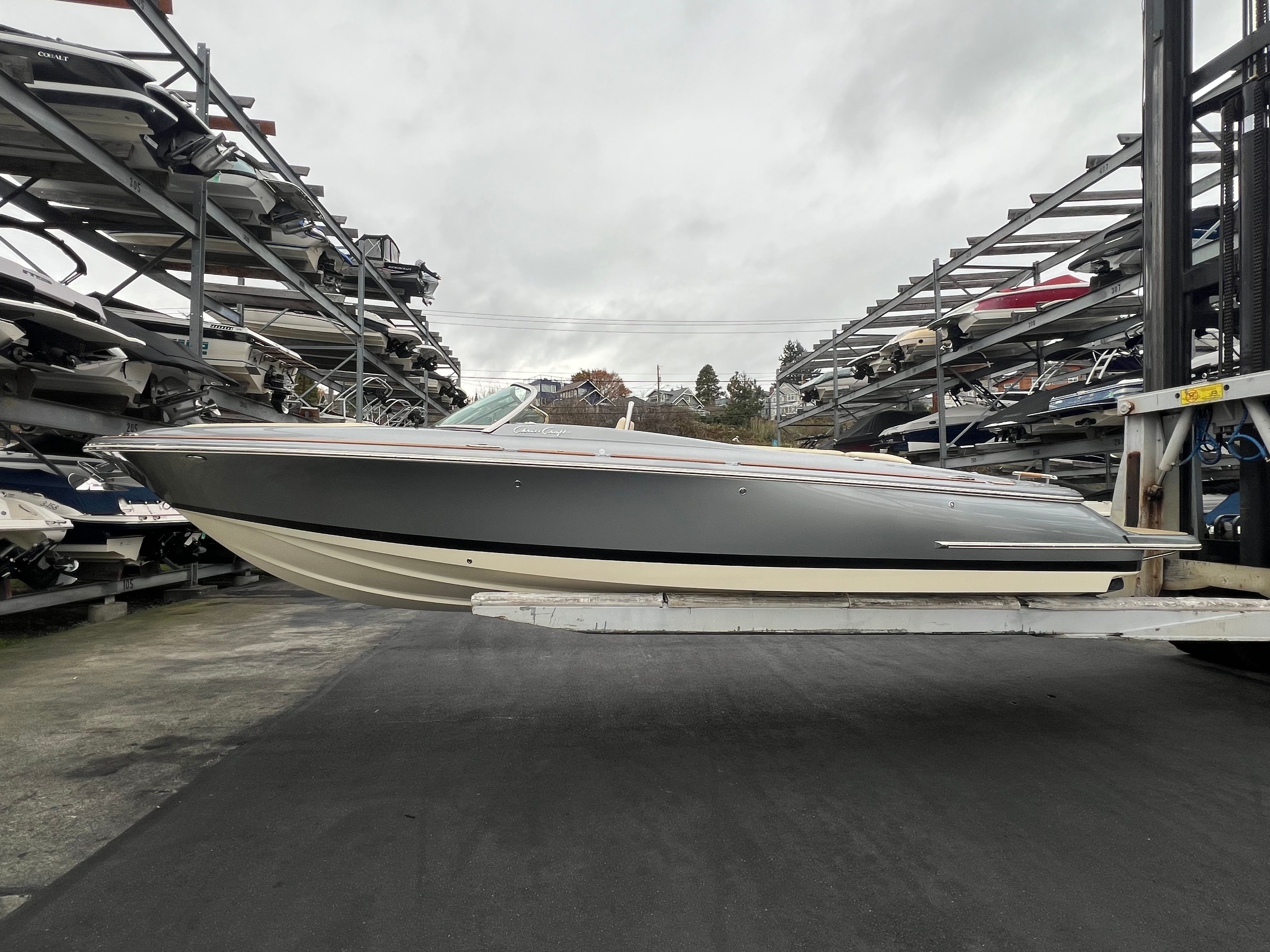 2024 Chris-Craft Launch 27