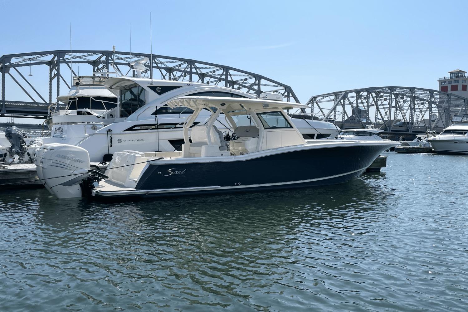 2023 Scout 330 LXF