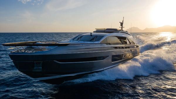 Azimut S10