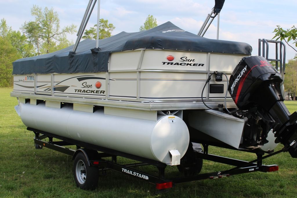 Used pontoon boats for sale in Texas Page 3 of 6