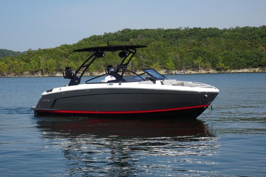 2026 Cobalt R8 Surf