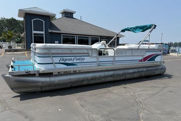 1995 AquaPatio 24