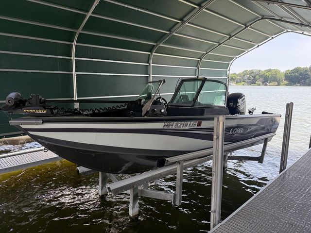 2015 Lowe Fishing Machine FM 1710 Pro SC