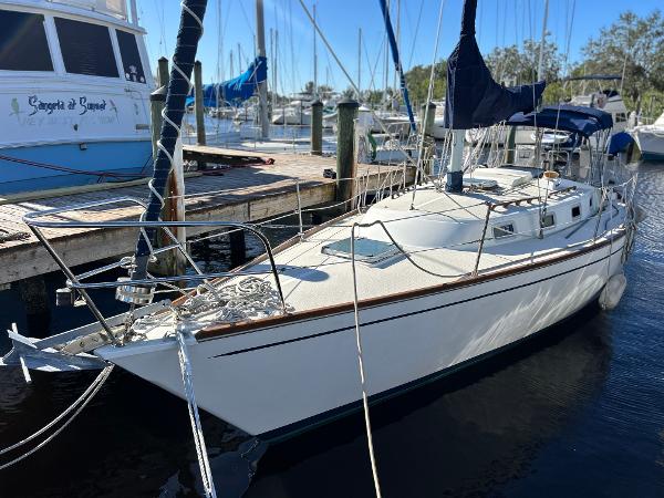 1985 Tartan 34-2