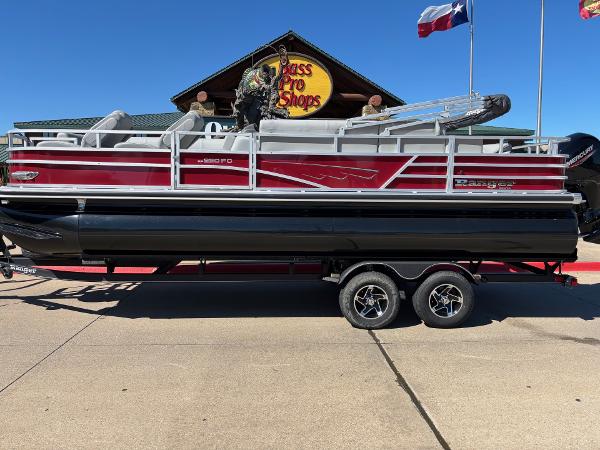 2024 Ranger Reata 220FC